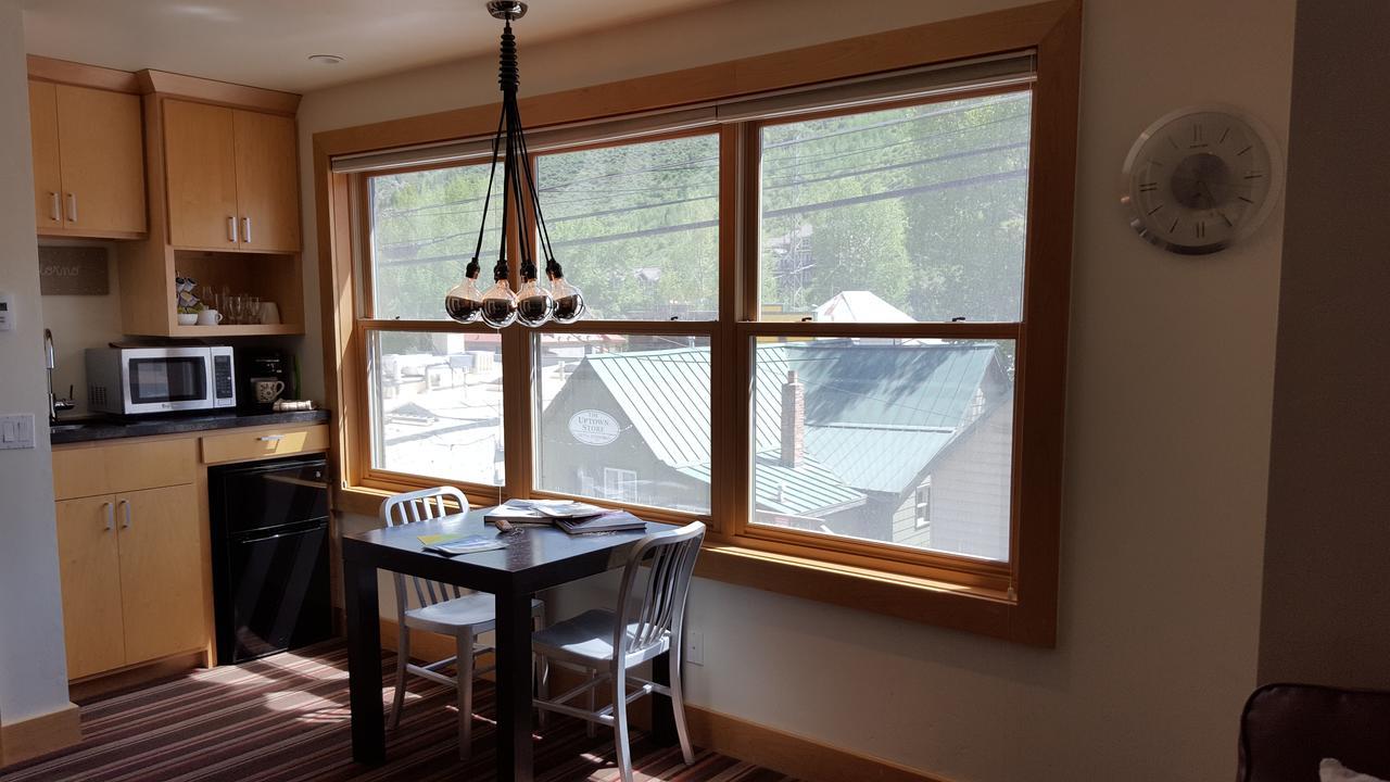 Hotel Minturn Extérieur photo