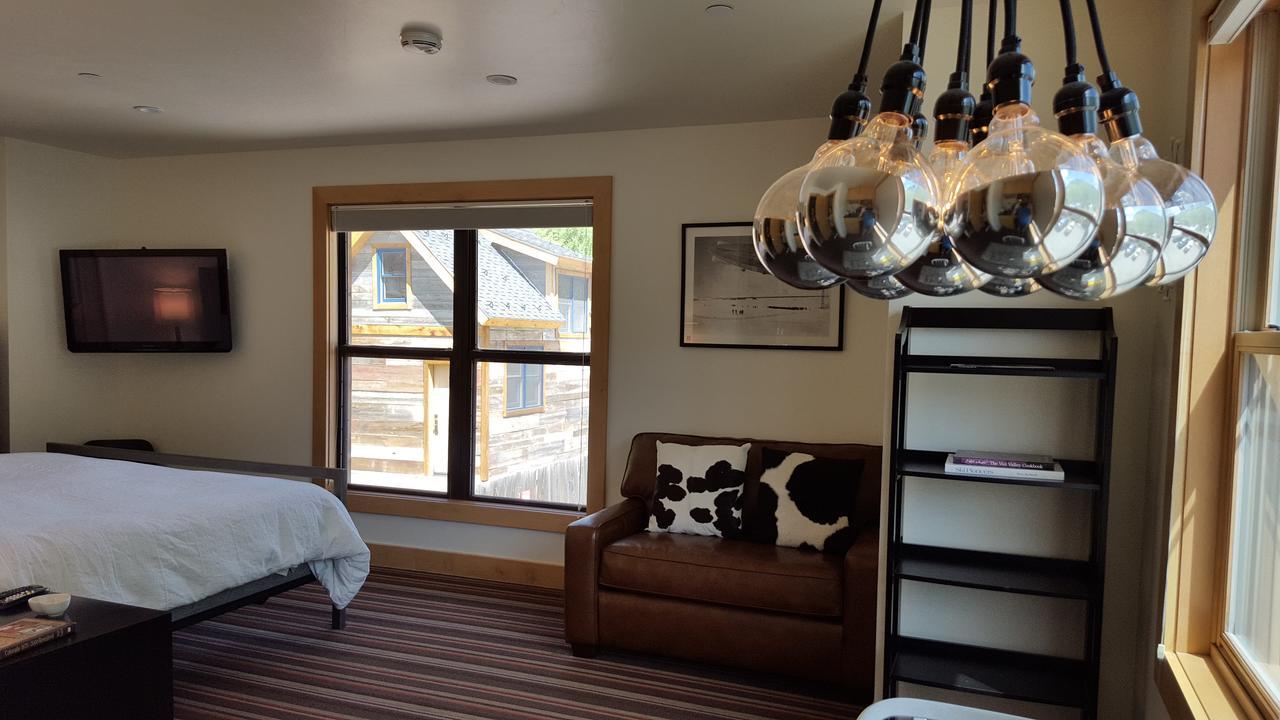 Hotel Minturn Extérieur photo